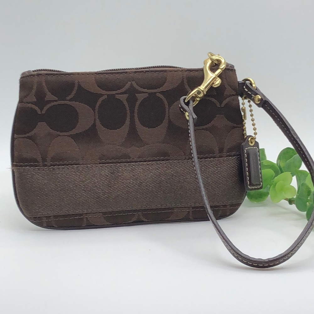 COACH BROWN SIGNATURE STRIPE SMALL WRISTLET